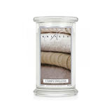 Kringle Candle - Comfy Sweater - świeca zapachowa - puder i wanilia - czas palenia: do 100 godzin